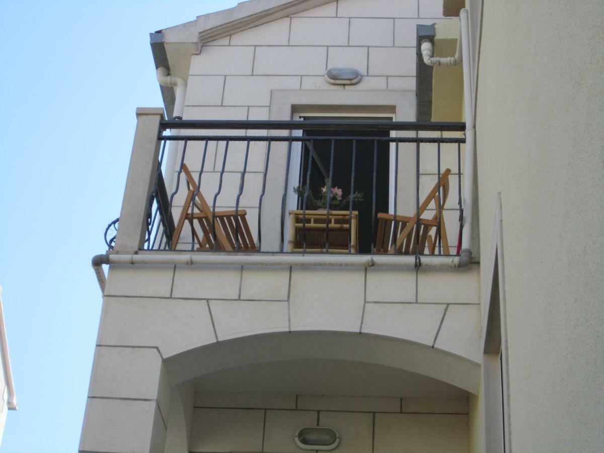 Nives B. Apartment ซูเปตาร์ ภายนอก รูปภาพ