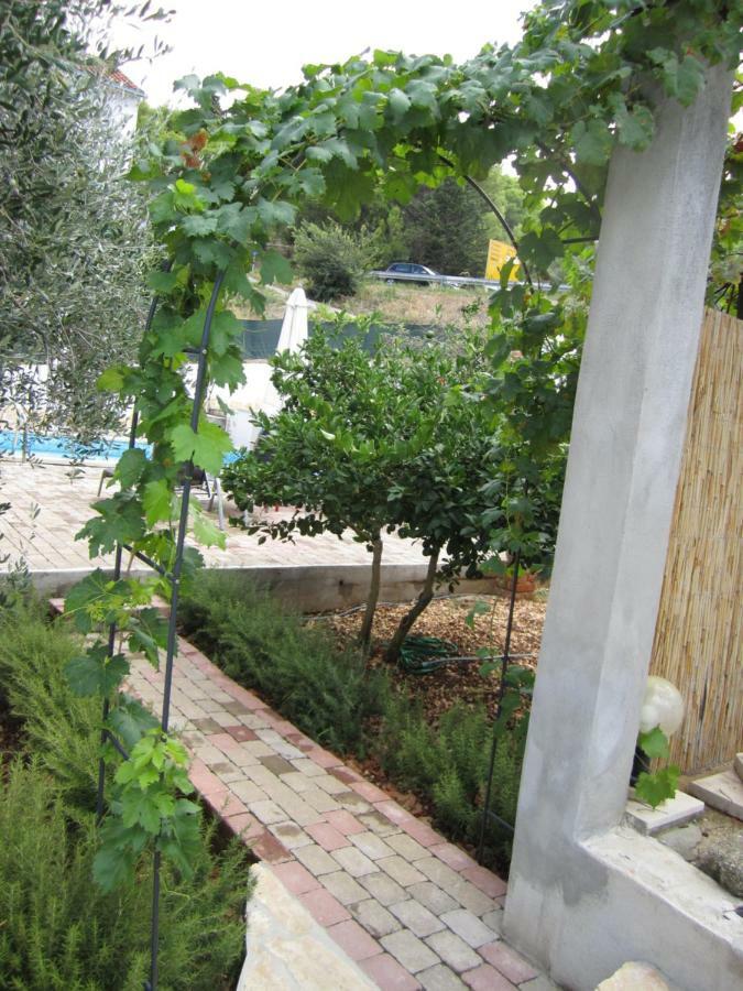 Nives B. Apartment ซูเปตาร์ ภายนอก รูปภาพ