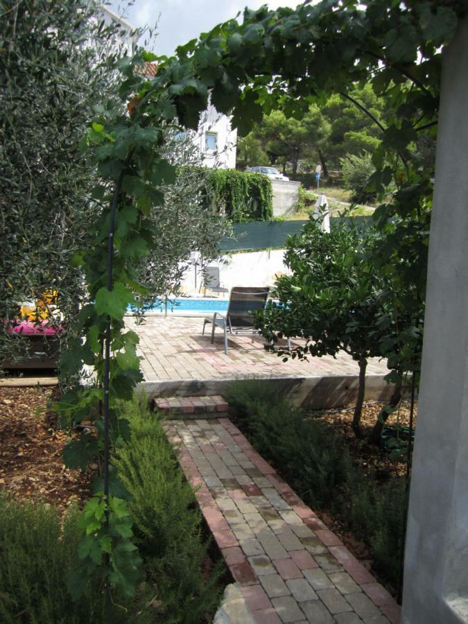 Nives B. Apartment ซูเปตาร์ ภายนอก รูปภาพ