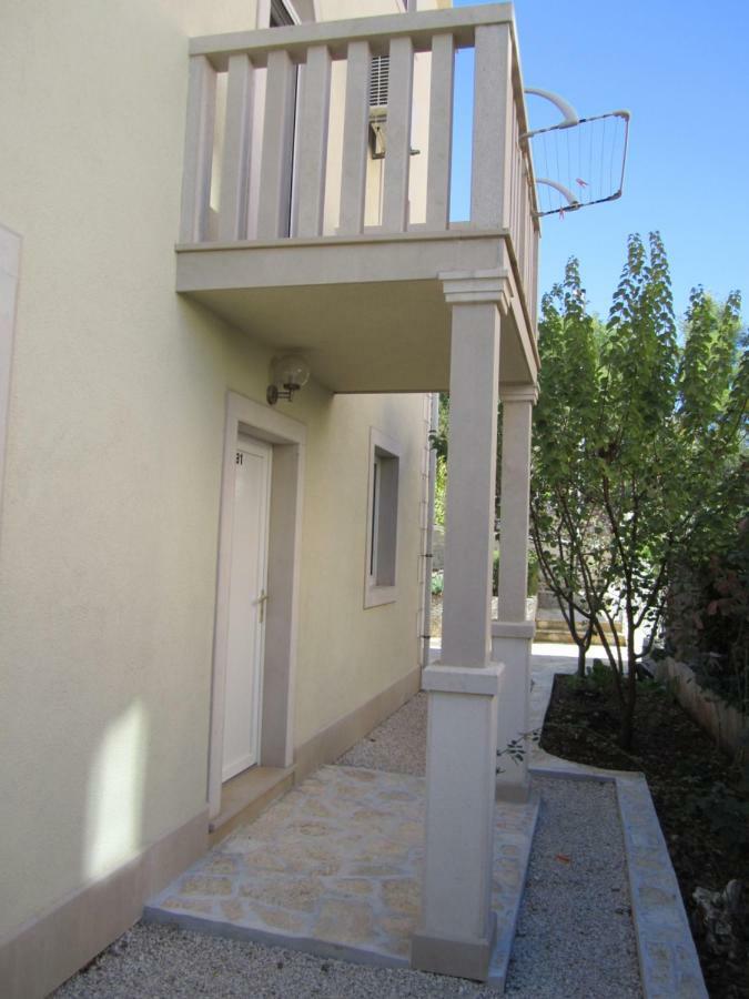 Nives B. Apartment ซูเปตาร์ ภายนอก รูปภาพ