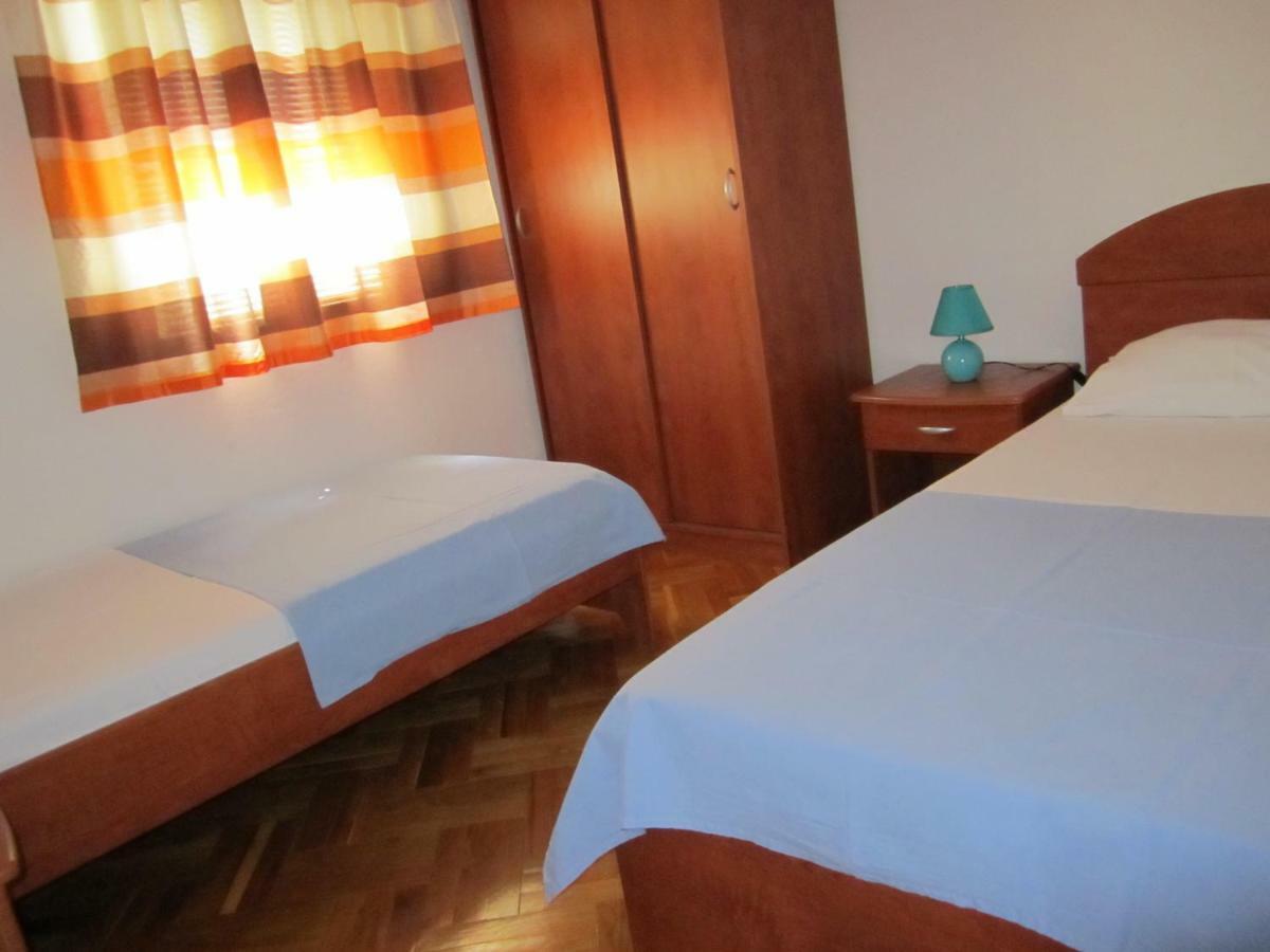 Nives B. Apartment ซูเปตาร์ ภายนอก รูปภาพ